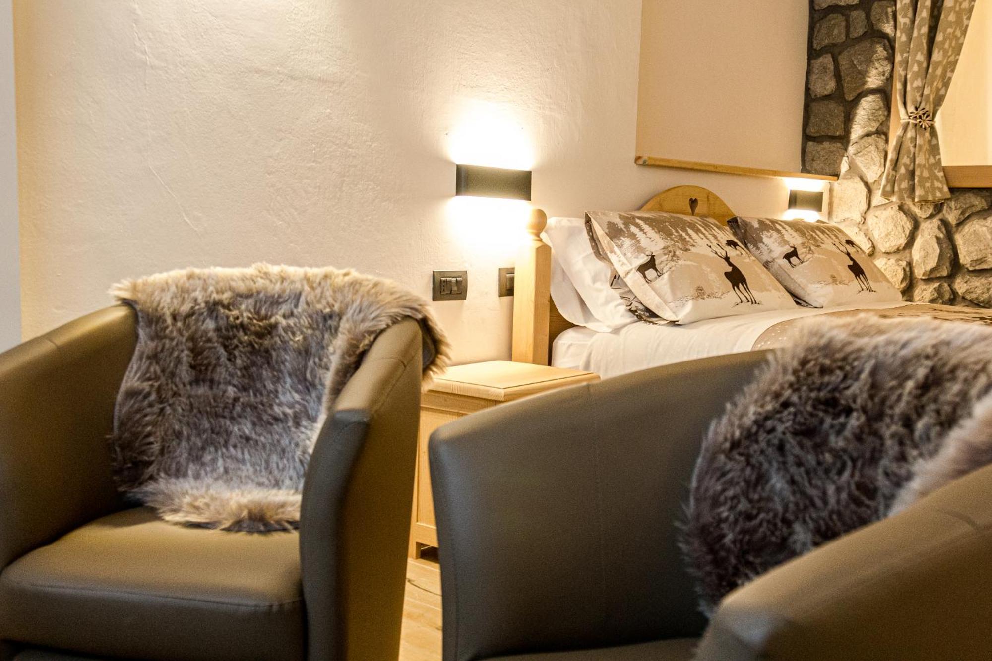 Hotel Al Foiron Claviere Kültér fotó