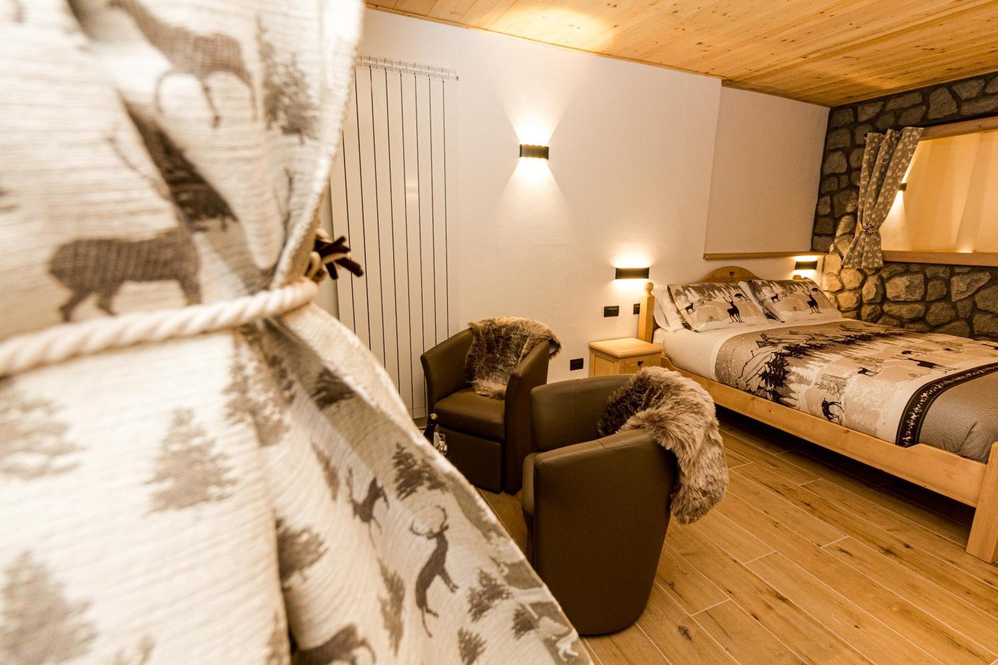 Hotel Al Foiron Claviere Kültér fotó